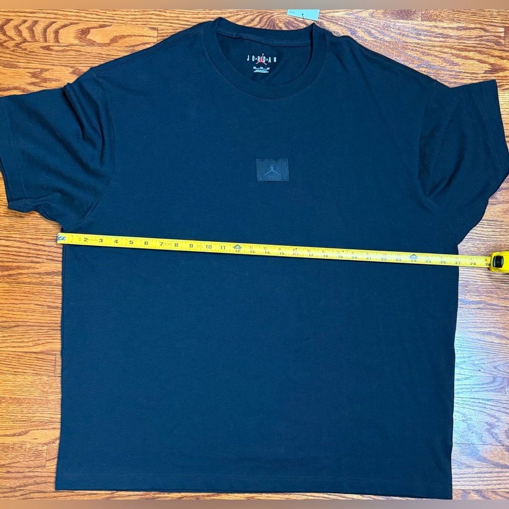 Gorgeous Flight Essential Jordan T-shirt!!! - Picture 5 of 6